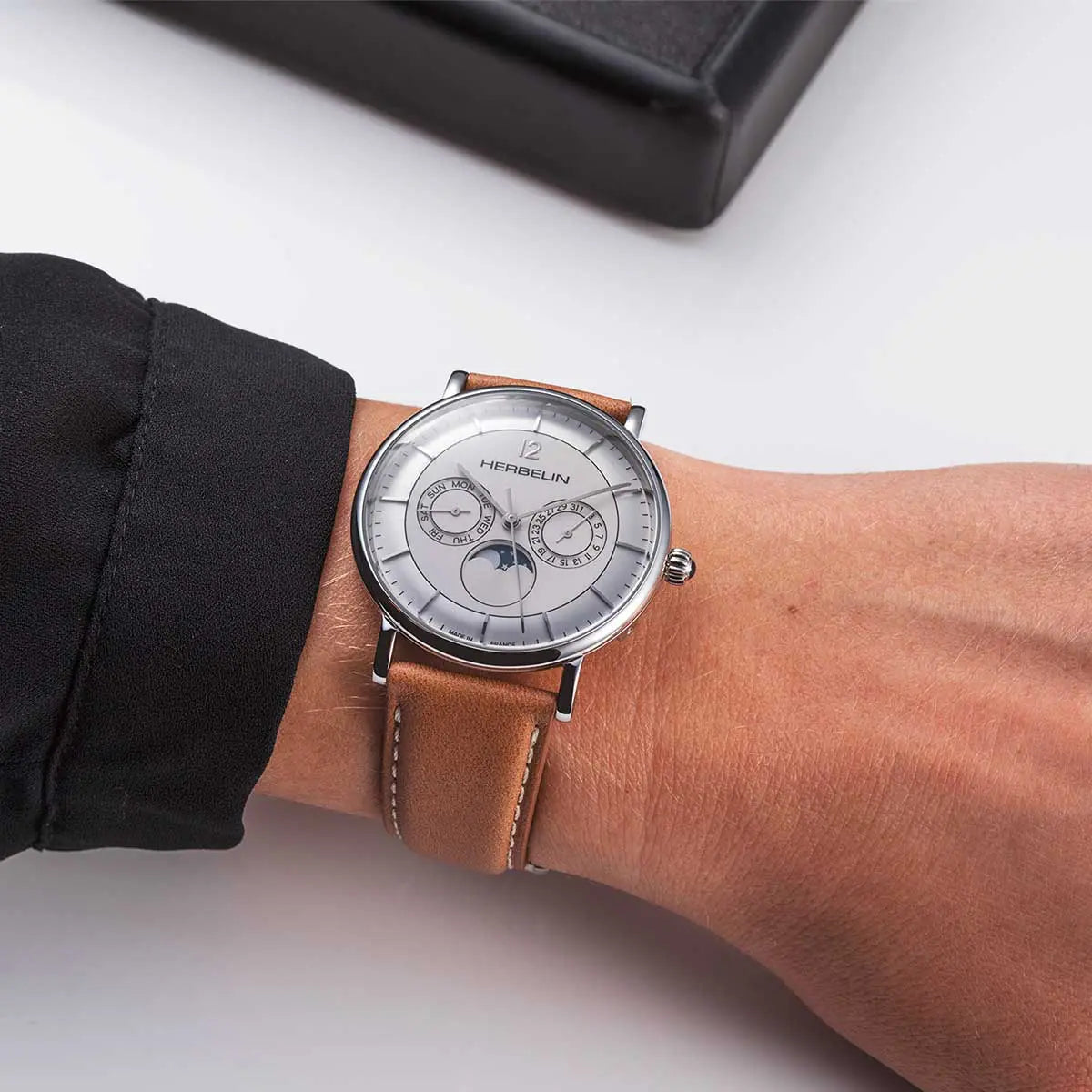 Herbelin V Avenue 17437AP08BV