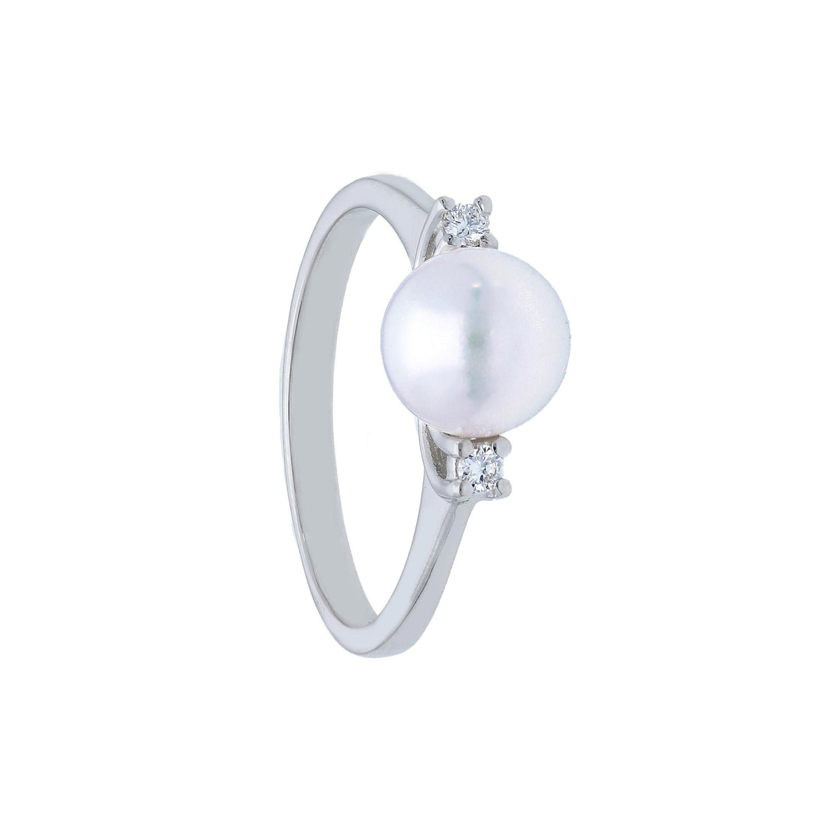 Ring with Diamond and Akoya Pearl 7.5 x 8 mm