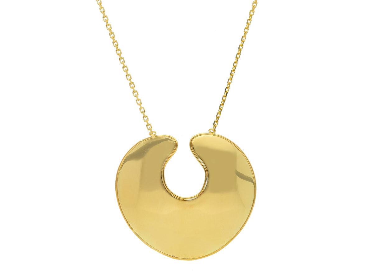 Round Pendant Necklace in 18kt Yellow Gold