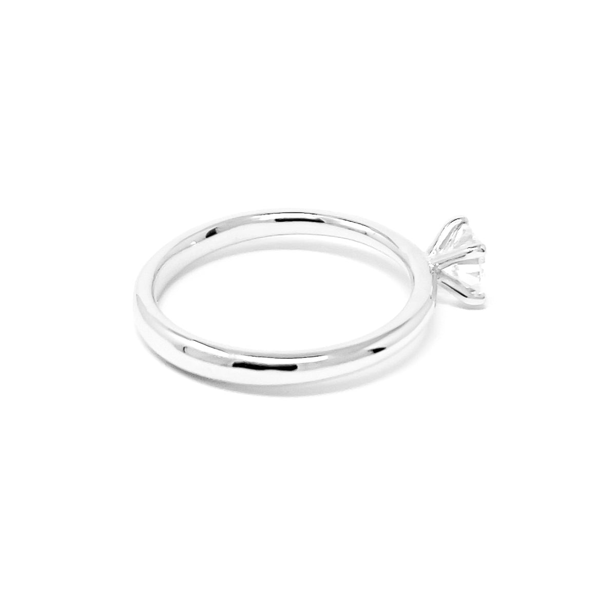 Maiocchi Milano Anello Solitario Oro Bianco e Diamante ct 0,51 E VVS1