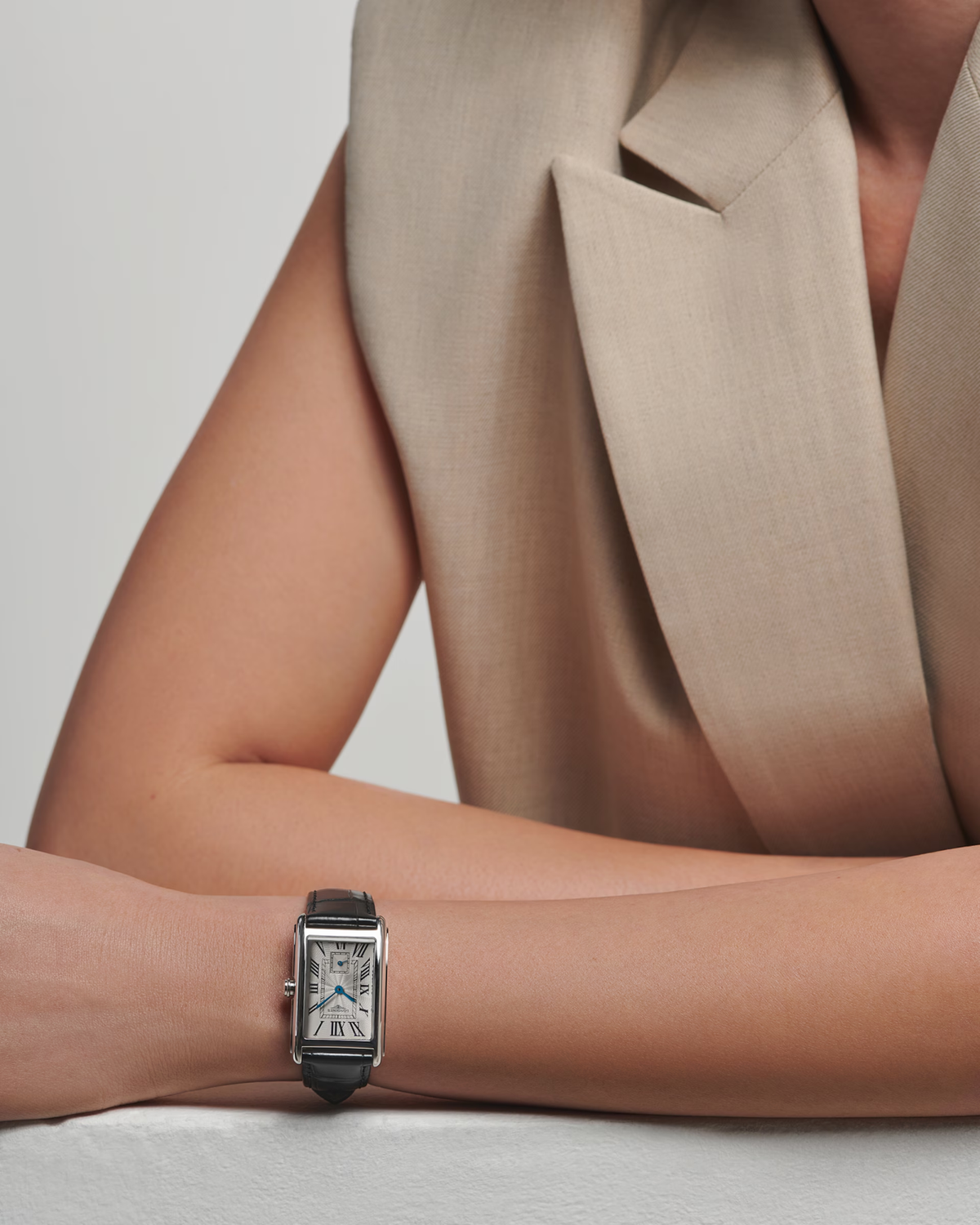 Longines DolceVita 23.30 X 37 MM L5.512.4.71.6