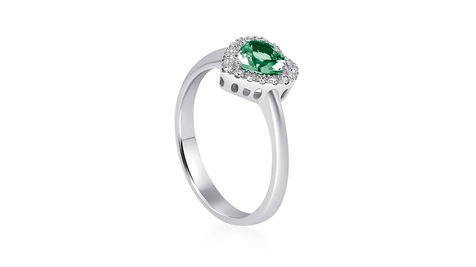 Freelight Ring in White Gold and Heart Cut Emerald