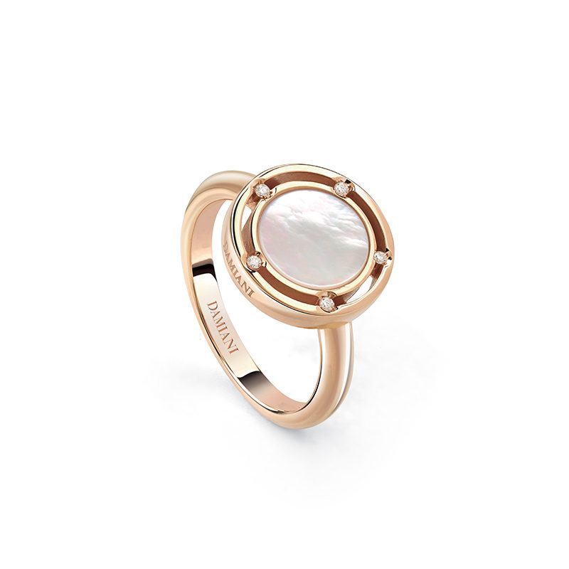 Damiani D.Side Ring in Rose Gold Mother of Pearl and Diamonds