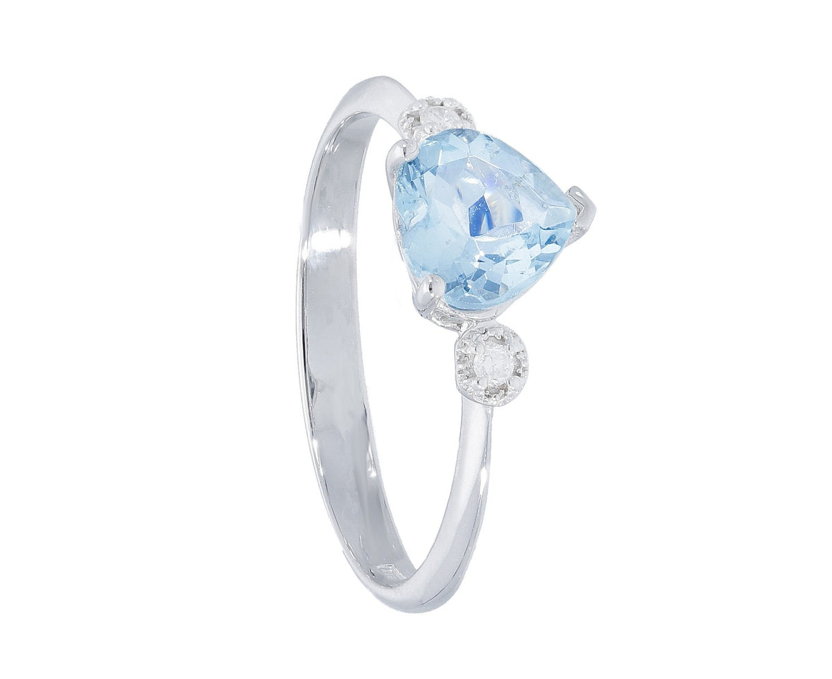 Ring with Diamonds and Heart-Shaped Aquamarine ct 1.00