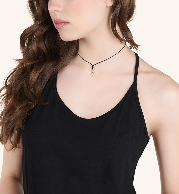 Dodo Four-Leaf Clover Charm in 9kt Rose Gold and Brown Diamonds