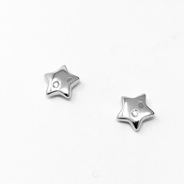 Star earrings with diamonds 0.01 ct G