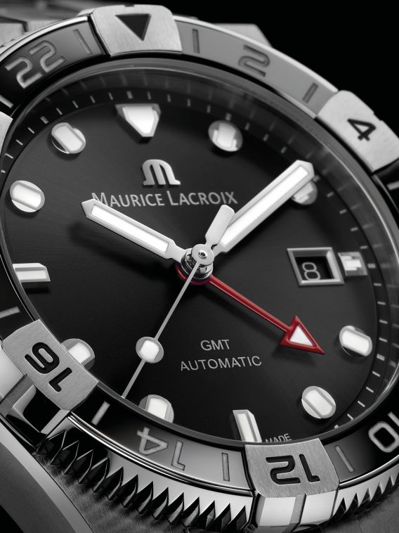Maurice Lacroix Aikon Venturer GMT 43mm AI6158-SS00F-330-A