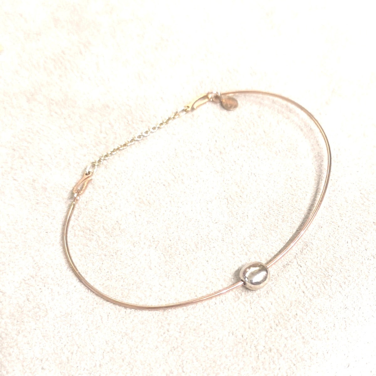 9KT ROSE GOLD CUPID BRACELET WITH 925 SILVER PEBBLE