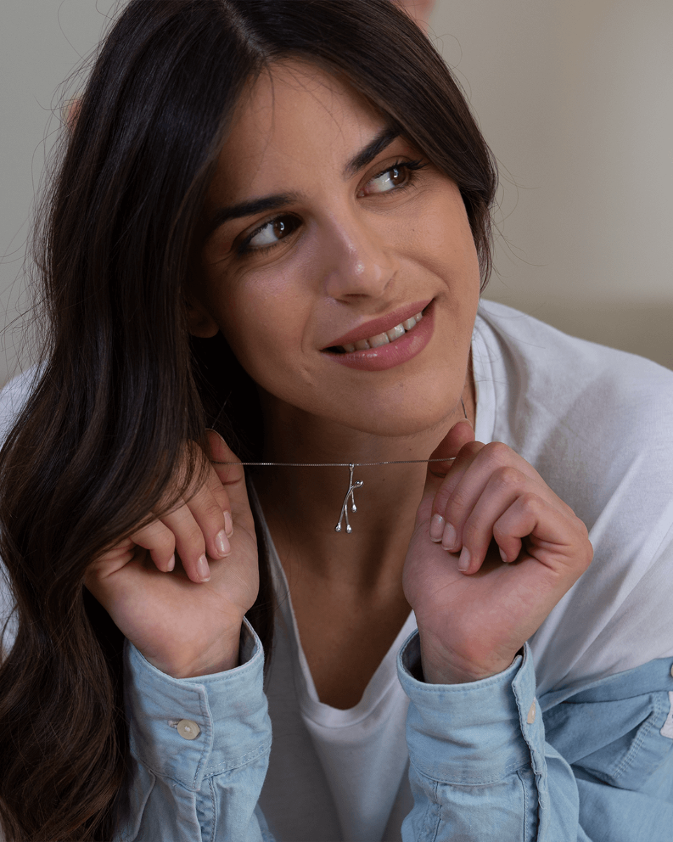 Pensieri Felici Silver necklace with 'hanging' pendant GS1001