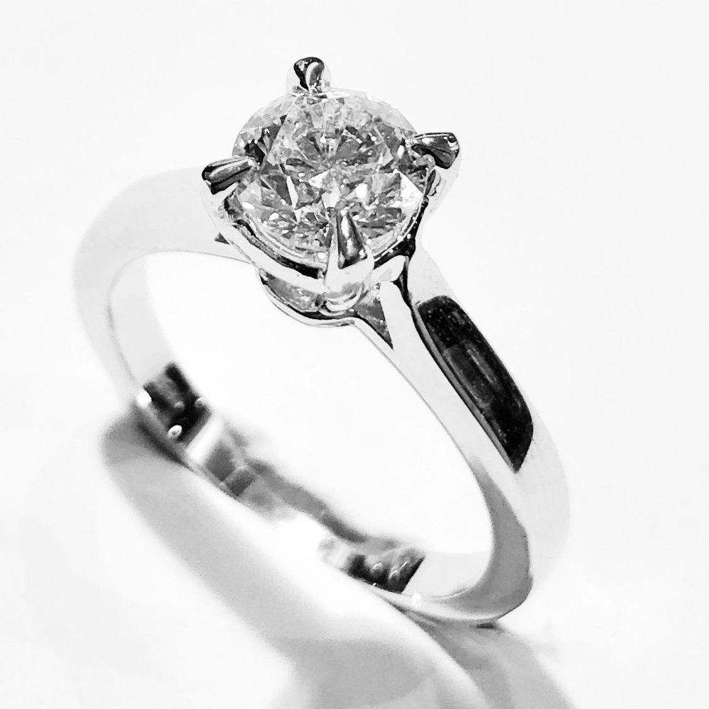 Maiocchi Milano Anello Solitario Oro Bianco e Diamante ct 0,80 E VVS2 GIA