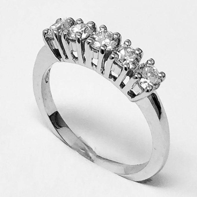 ring with diamonds 1.00 ct G VS