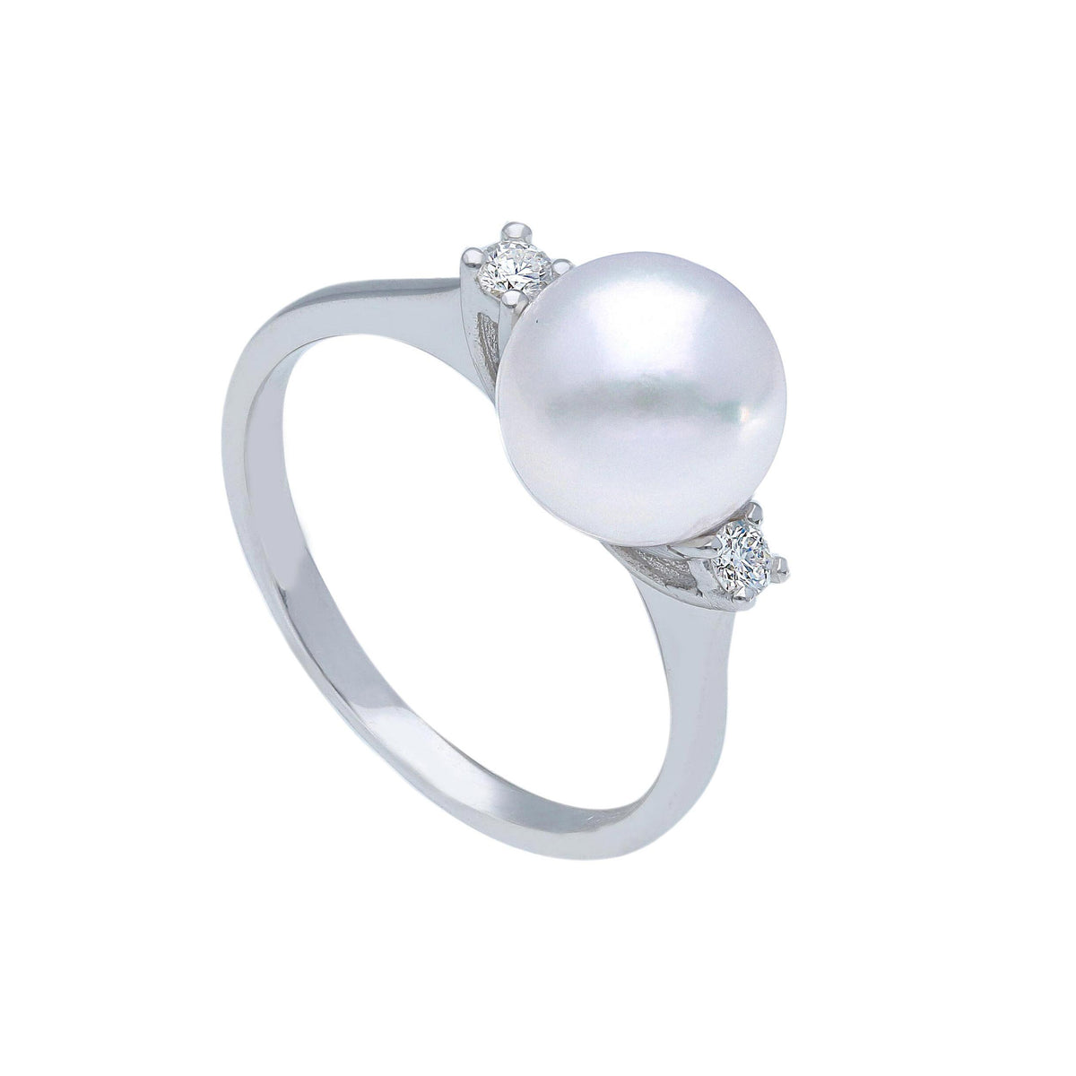 Ring with Diamond and Akoya Pearl 8.5 x 9 mm