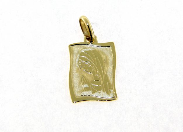 9kt Yellow Gold Madonna Medal Pendant