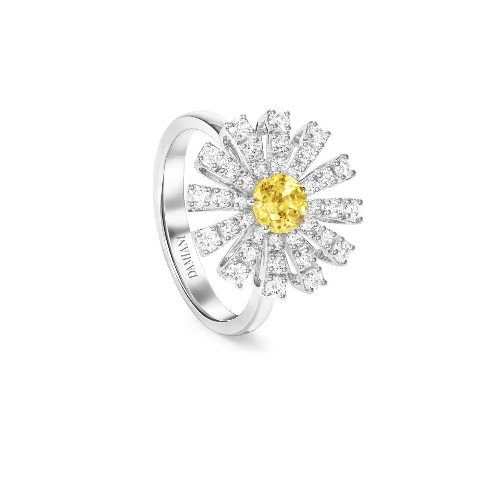 Damiani Anello Margherita in Oro Bianco, Diamanti e Zaffiro Giallo 16 MM