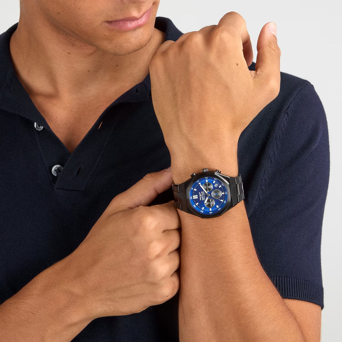 Sector 230 39mm watch R3253161048