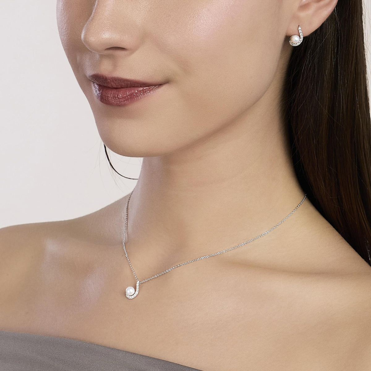 Mabina Shiny Earrings 563824