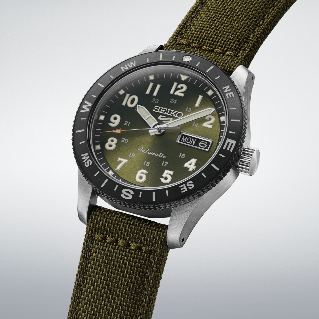 Seiko 5 Sport Fatigue Green HDB008K1