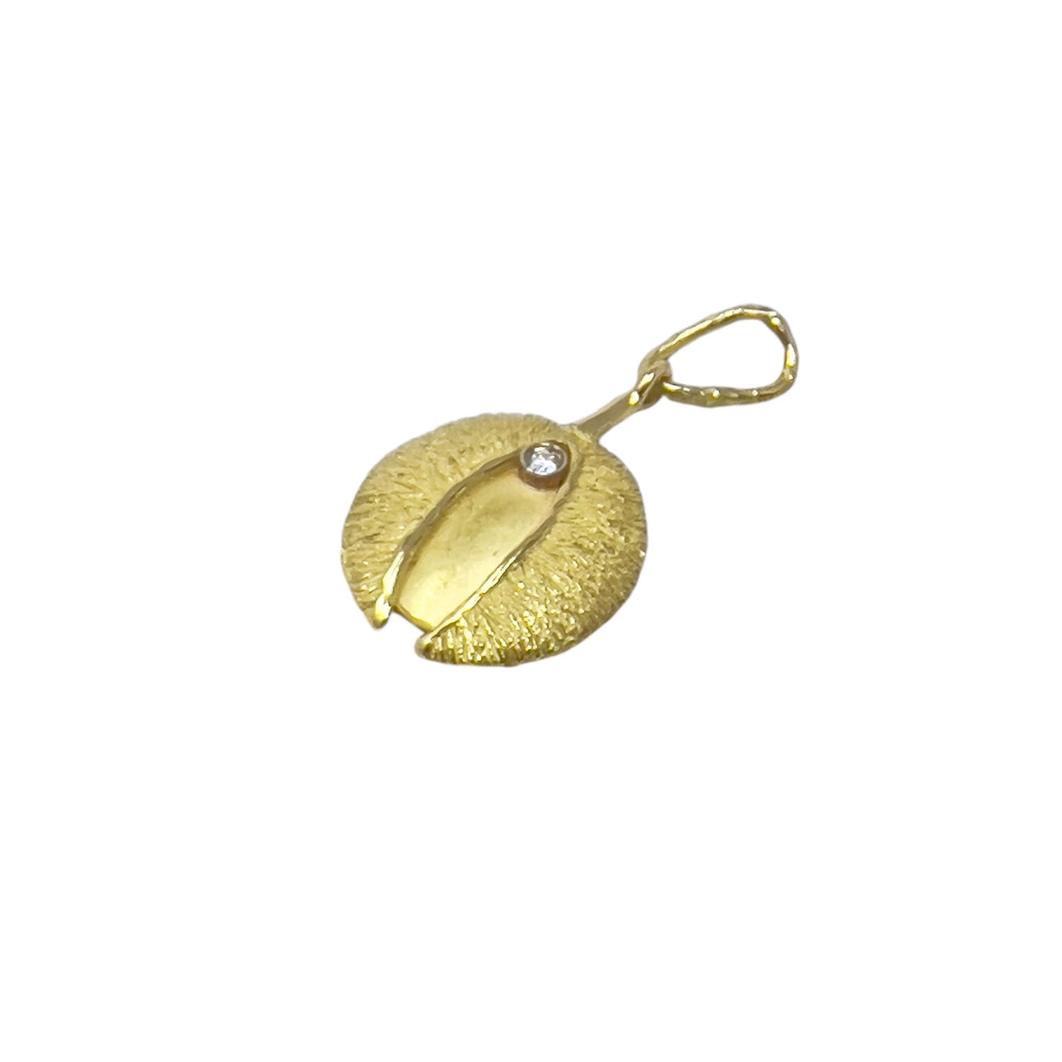 Quail Pendant Chestnut Yellow Gold and Diamond D454