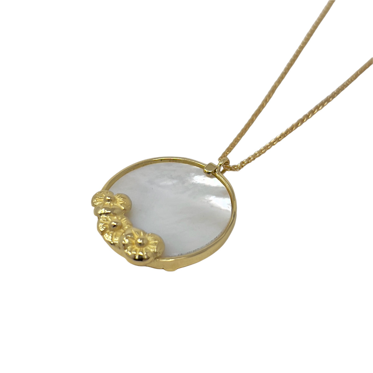 Quail Necklace Yellow Gold and Mother of Pearl E003/CI