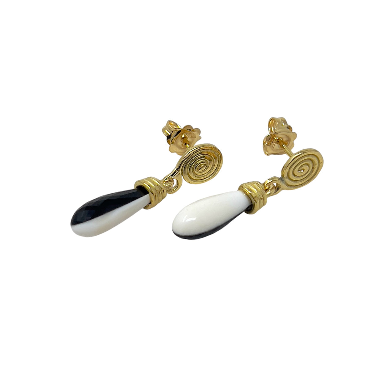 Quaglia Earrings in Yellow Gold Agate and Onyx E002