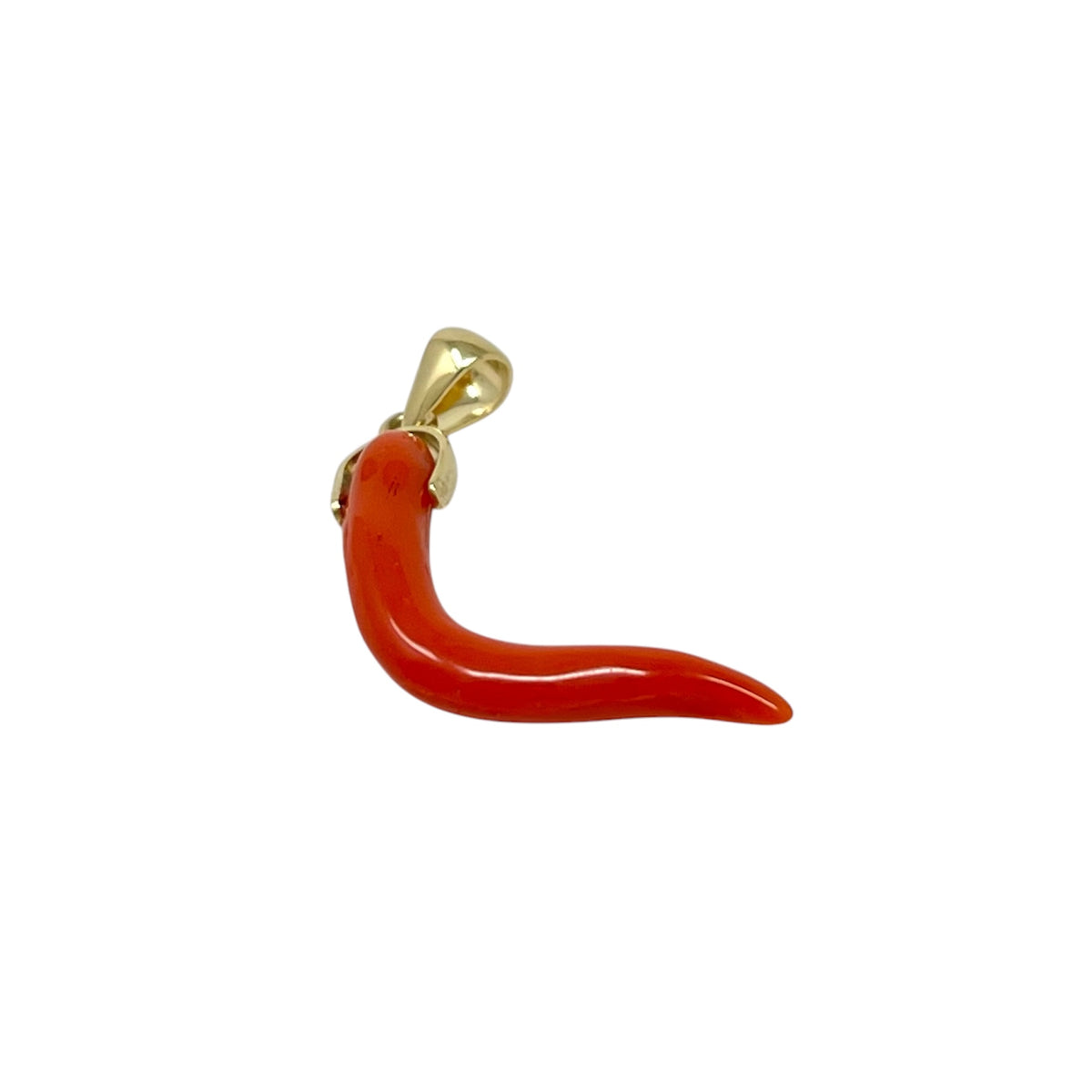 Cornetto Pendant in 18kt Yellow Gold and Coral