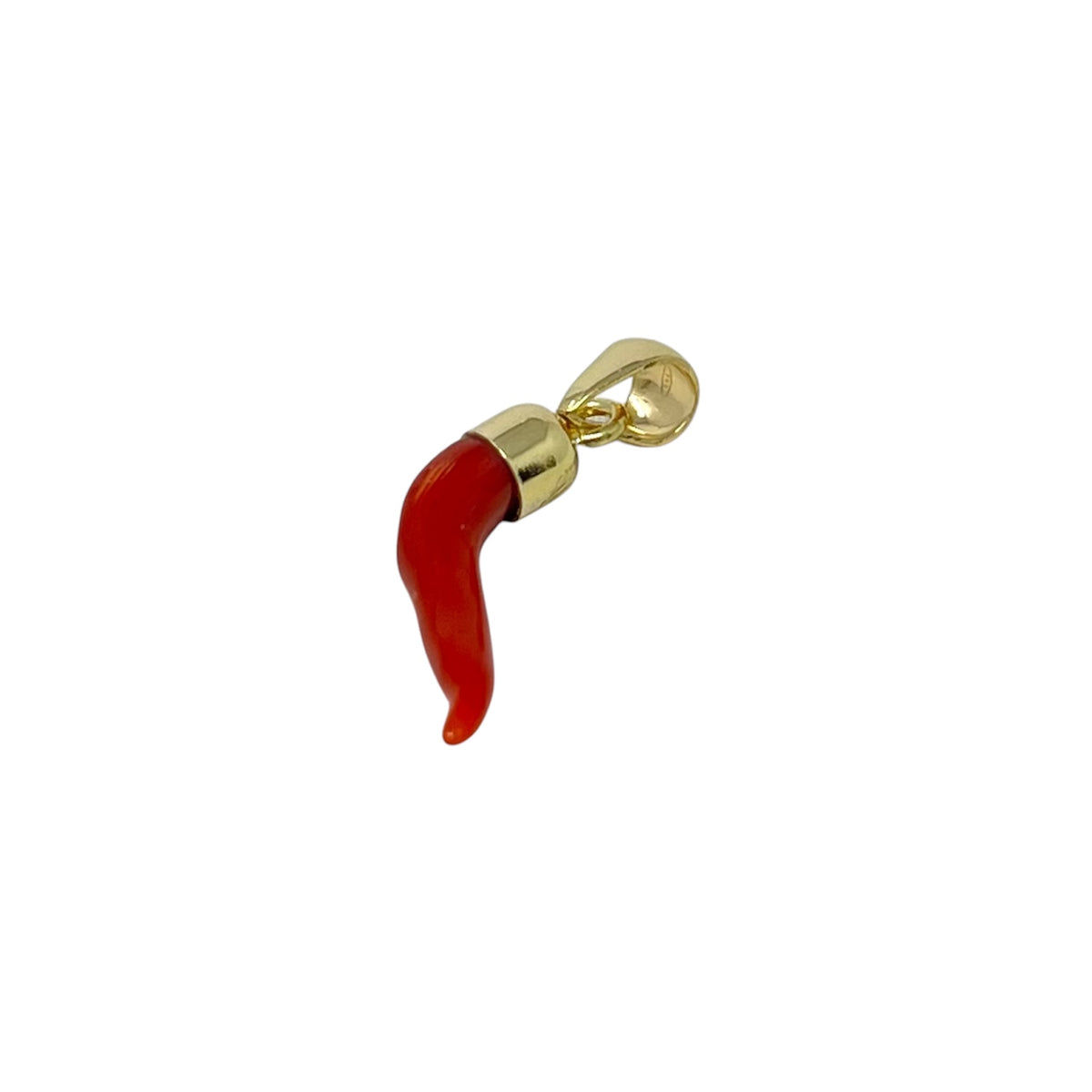 Cornetto Pendant in 18kt Yellow Gold and Coral