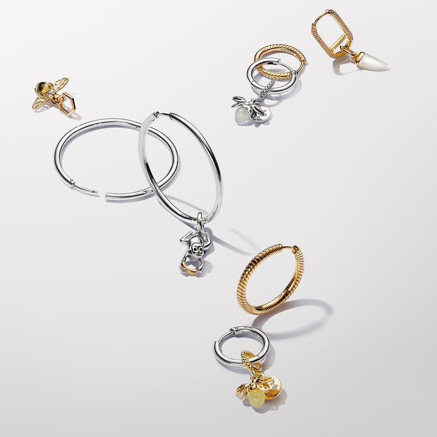 Pandora Charm Charm Pendente Scimmietta con Zampe Mobili 763343C01