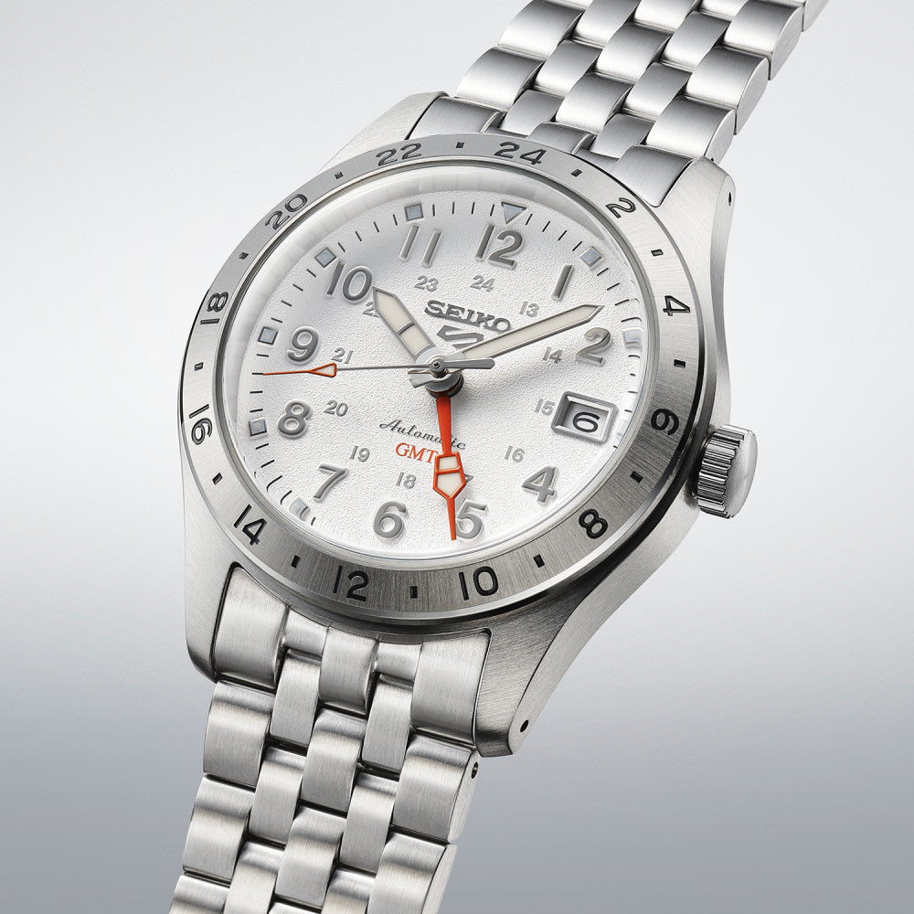 Seiko 5 Sport GMT Overwhite SSK059K1