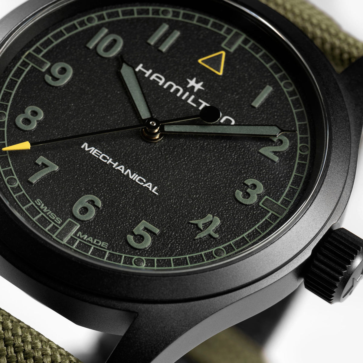 Hamilton Khaki Field Mechanical 38 MM Call of Duty Modern Warfare 4 H69469930