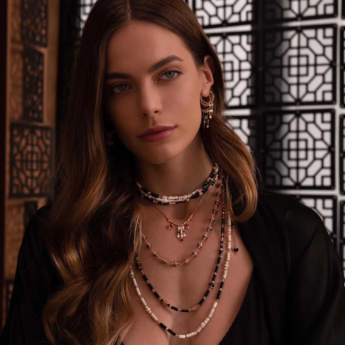 Maman et Sophie Mia Africa Choker White