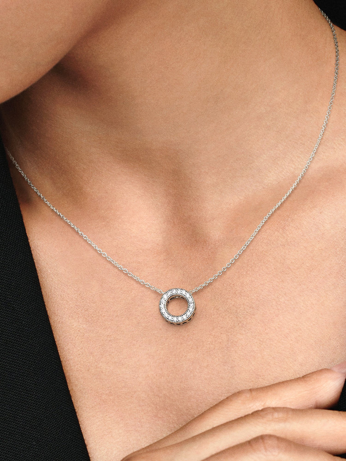 Pandora Collana Cerchio Piccolo 397436CZ