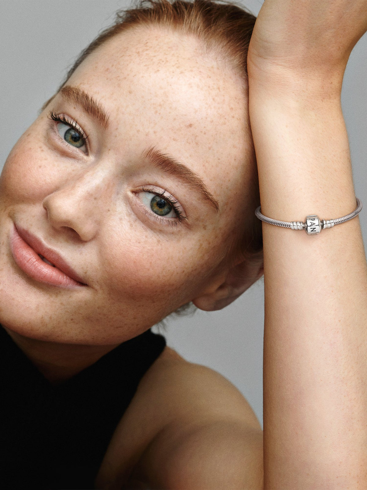 Pandora Bracciale Moments con Chiusura a Barile 594593C00
