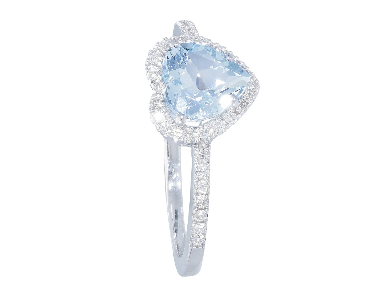 Ring with Diamonds and Heart-Shaped Aquamarine 0.96 ct