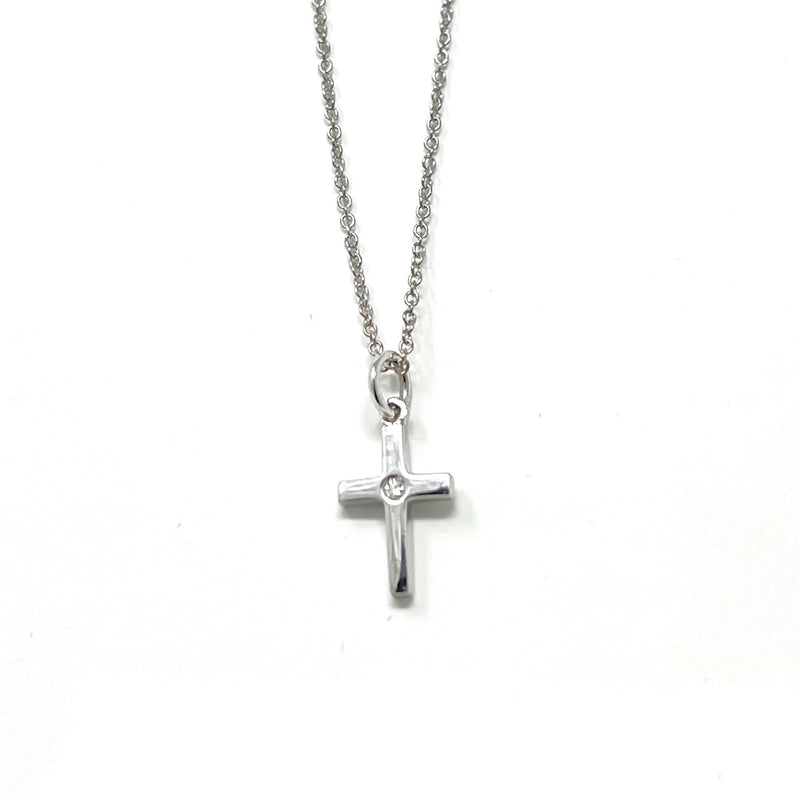  Antelope Cross Necklace in White Gold and Diamond