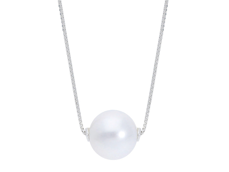  White Gold and Fresh Water Pearl Necklace 7 x 7.5 mm