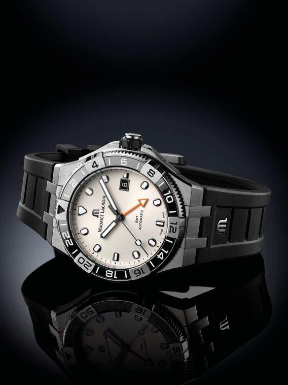 Maurice Lacroix Aikon Venturer GMT 43mm AI6158-SS00F-130-A