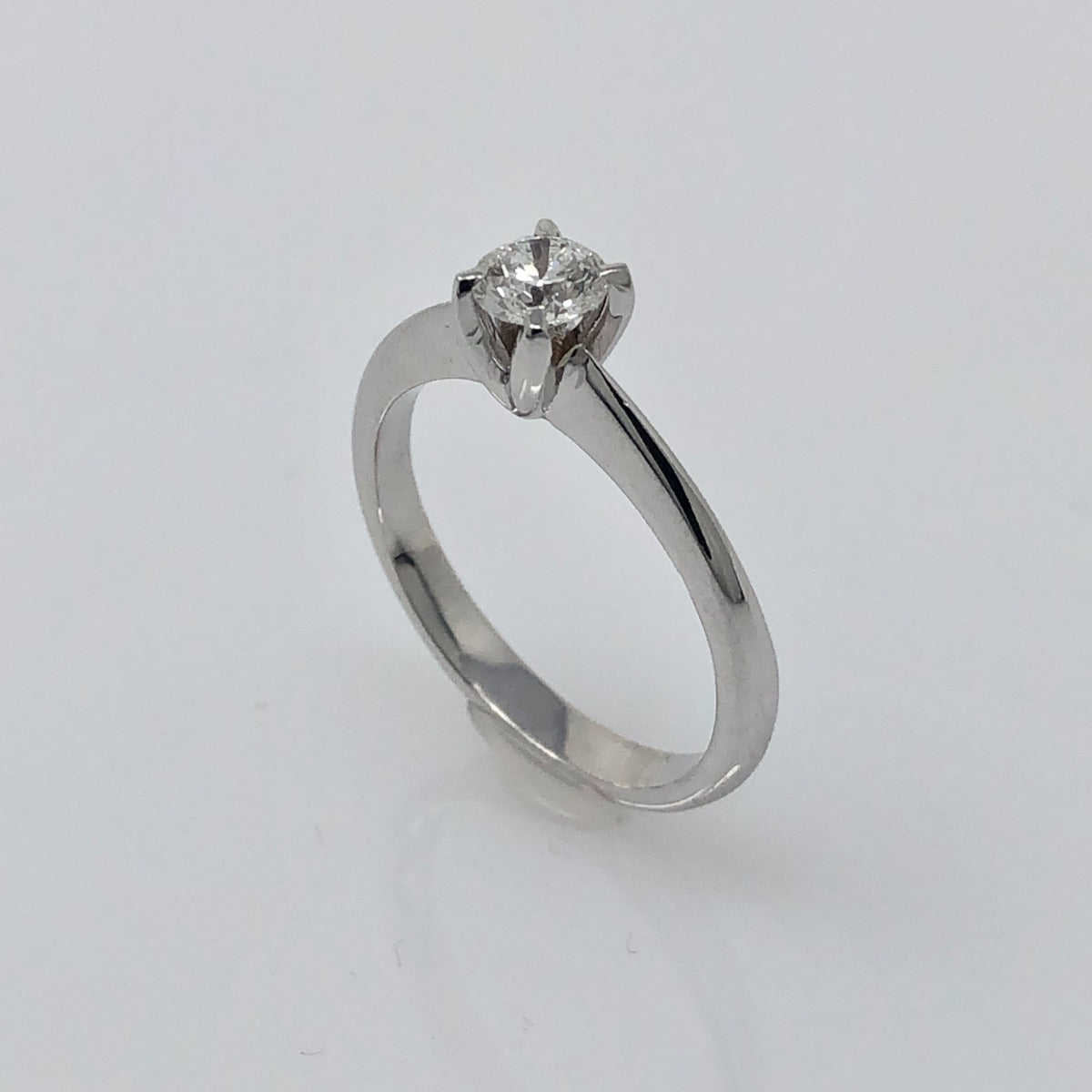 anello solitario ct 0,21 D VVS2