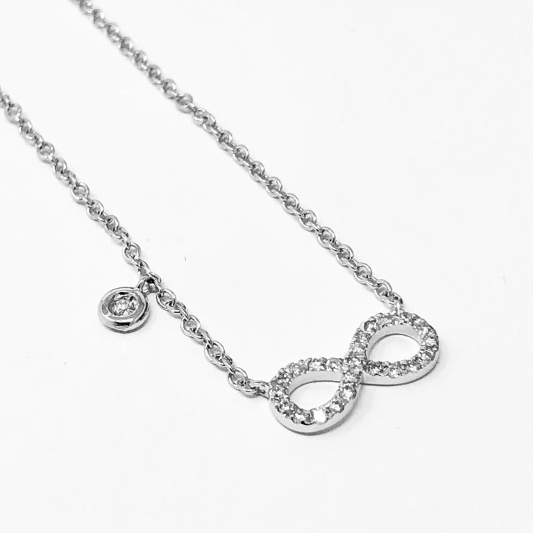 Infinity Choker with Diamonds 0.09 ct