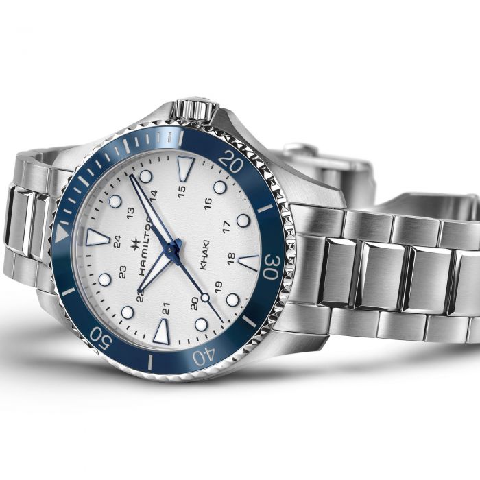 Hamilton Khaki Scuba Quartz H82231150