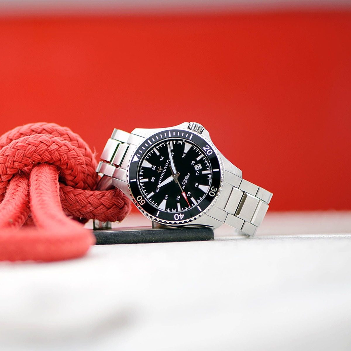 Hamilton Khaki Scuba H82335131