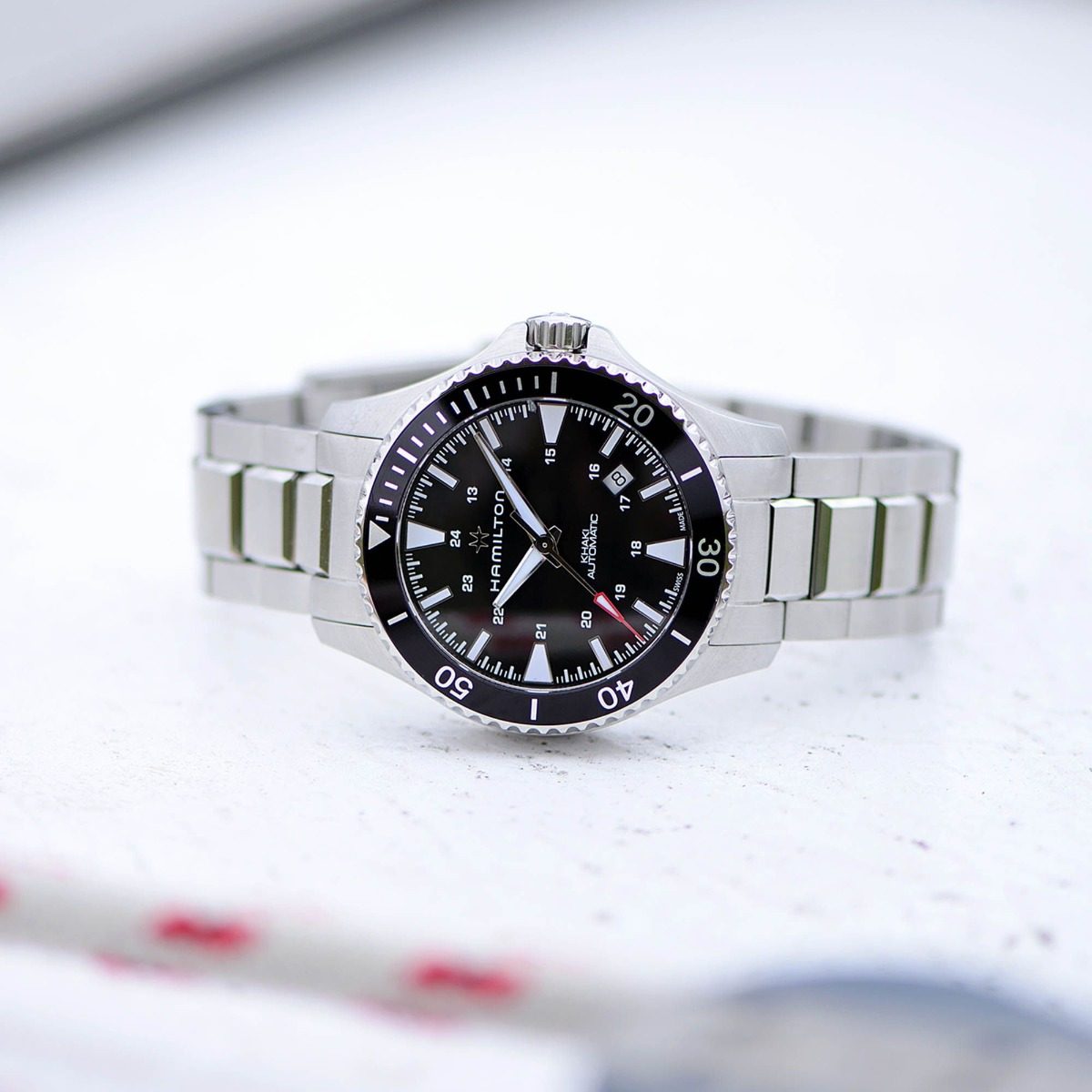 Hamilton Khaki Scuba H82335131