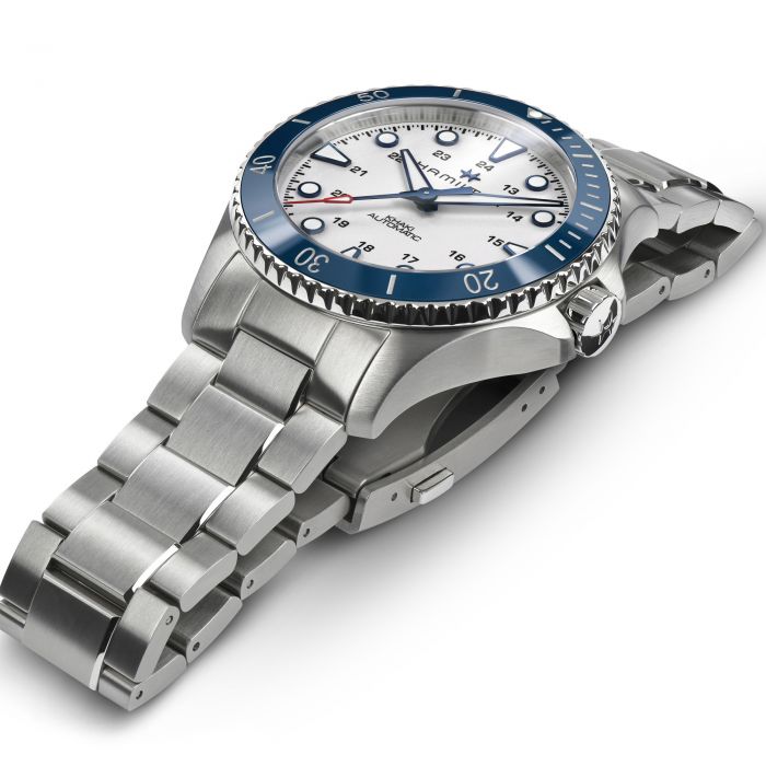 Hamilton Khaki Scuba 300 m H82505150