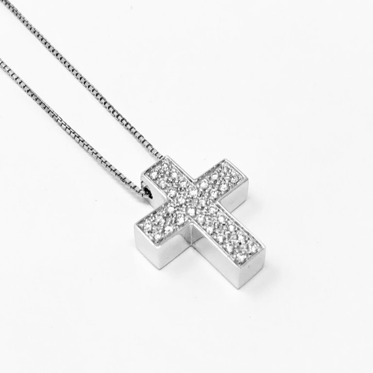 Small Cross Necklace with Diamonds ct 0.30