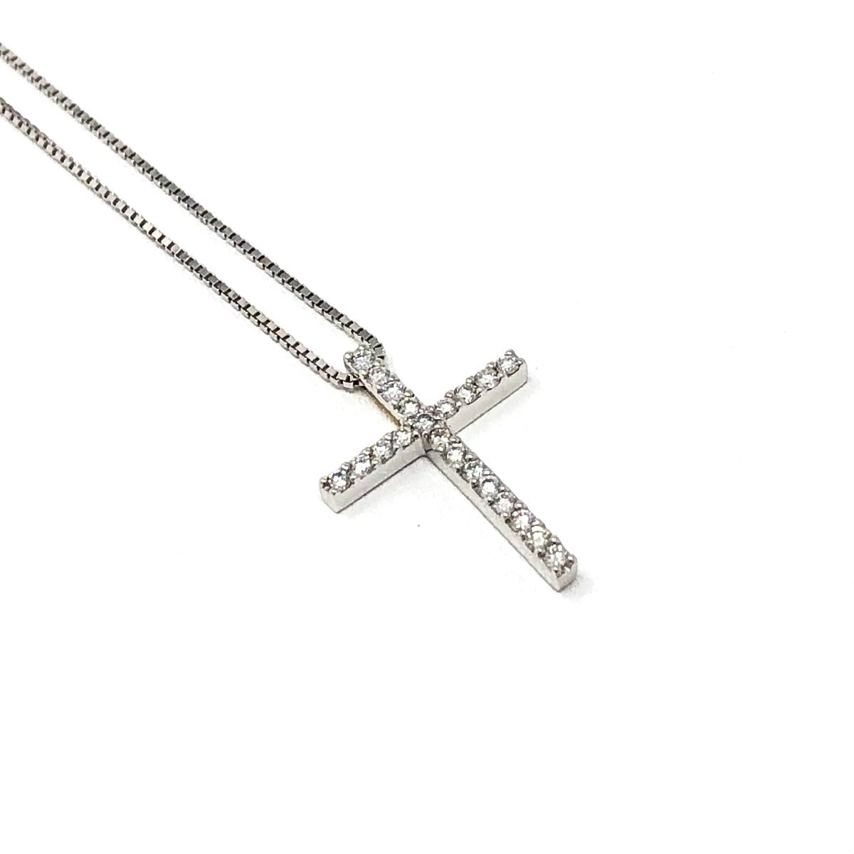 Girocollo Croce Diamanti ct 0.21